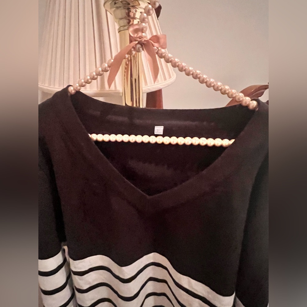 Sweater - Picture 2 of 3